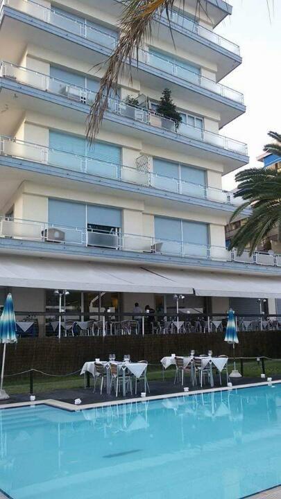 Hotel Miramare سافونا المظهر الخارجي الصورة