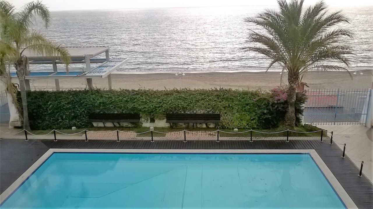 Hotel Miramare سافونا المظهر الخارجي الصورة